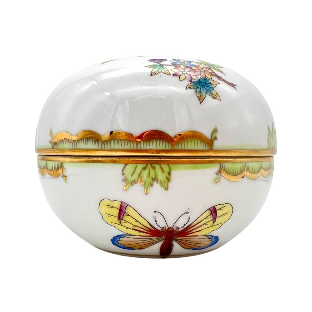 Herend Porcelain Round Trinket Box Bonbonniere Queen Victoria Green Rim  4.25" D - Picture 3 of 9